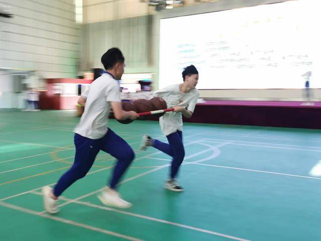 金榜题名|金榜题名季 | 轻松一夏，自信“应战”第四中学凤凰花开时