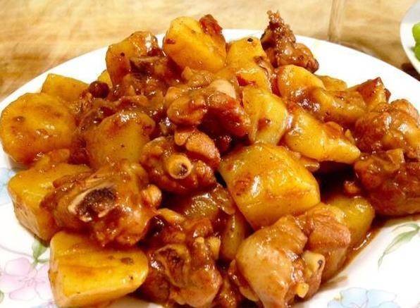 土豆的做法大全家常菜下饭不放肉 4330597930034c5690efe6c4370d1ebc.jpeg