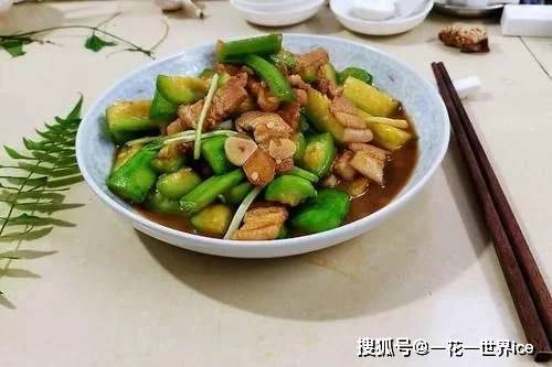 丝瓜配什么菜一起搭配最好 2fddabd417da4cb7ab0f703399878bd5.jpeg