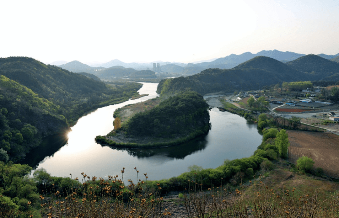 特殊地貌形成的独特风景-仙岩村"朝鲜半岛地形"_手机搜狐网