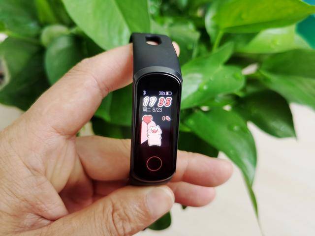 荣耀手环5i开机指南，轻松启动，体验智能生活，荣耀手环5i开机指南，轻松启动，畅享智能生活体验
