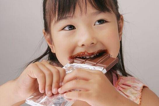 身高|医生点赞：妈妈从不给吃3物，健脾用1招7岁女孩身高1米4