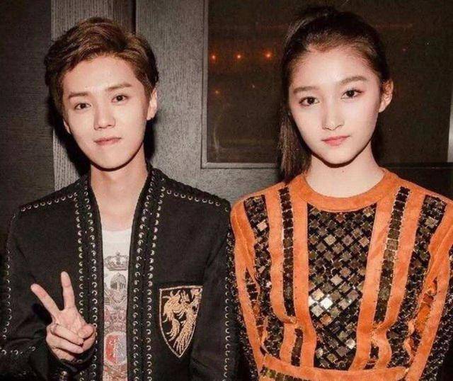 鹿晗关晓彤被曝领证结婚，男方买八千万豪宅做