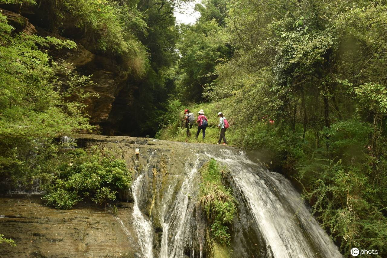 云南昆明寻甸石板河风景区