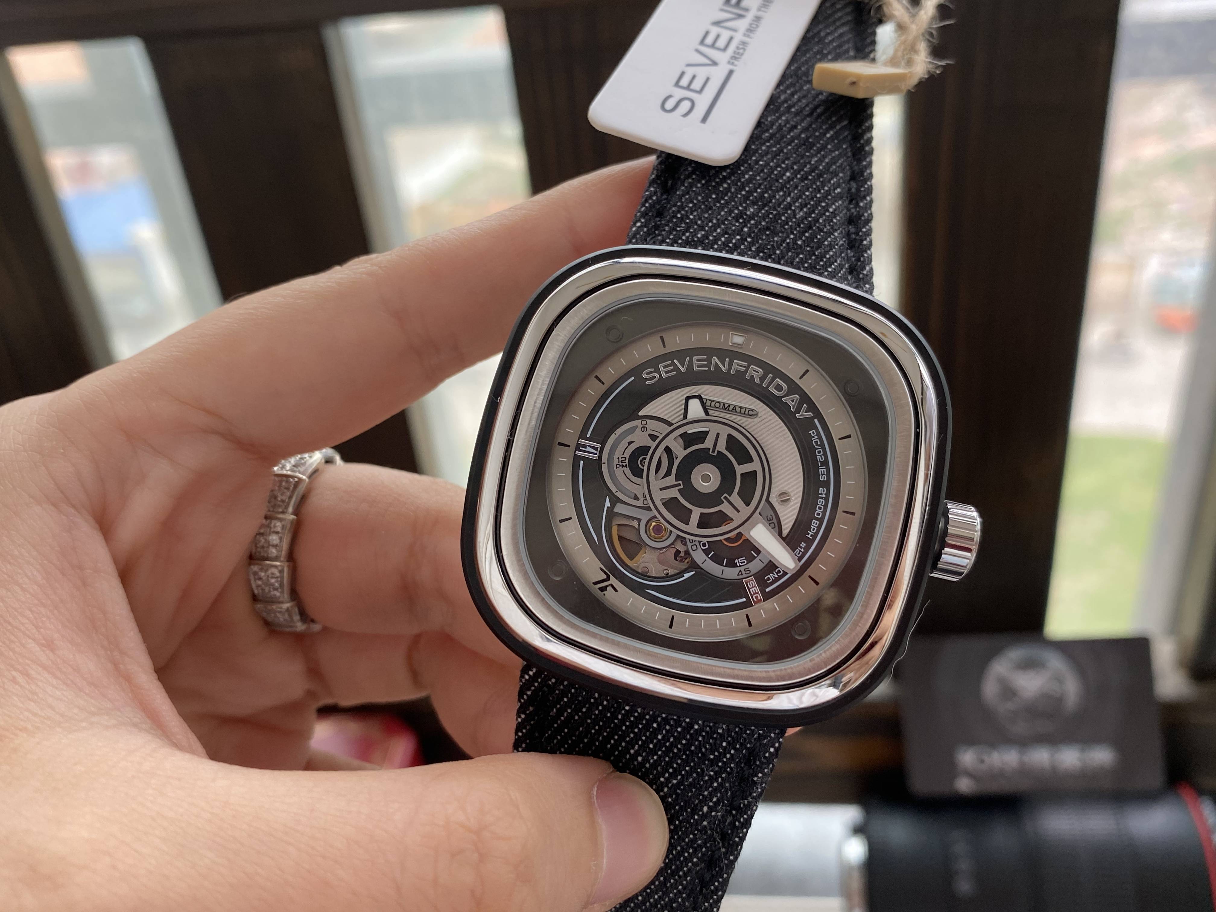 阳哥玩表:潮流时尚腕表七个星期五sevenfriday手表