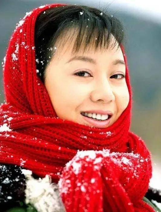 闫妮女儿邹元清:11岁初登荧屏,曾被嘲捧不红的