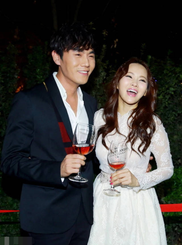 八卦爆料|原创网曝伊能静与《乘风破浪》节目组闹掰，镜头全部被删，本人否认