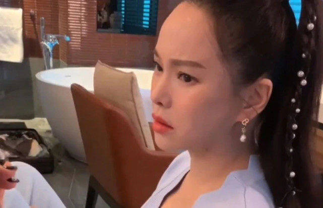 八卦爆料|原创网曝伊能静与《乘风破浪》节目组闹掰，镜头全部被删，本人否认