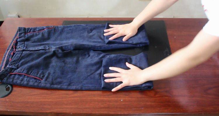 叠牛仔裤的5种方法,简单易学还超省空间,衣柜再翻腾也