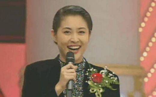 倪萍年轻时候的相貌 7f8849a147af4059920494ad5c3ca3f0.jpeg