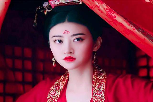 原创古人云：“男怕三十，女怕十八”，是何意？老祖宗的话现在也适用