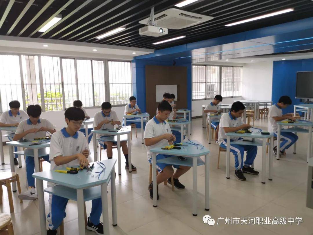 广州市天河职业高级中学专业介绍 | 计算机网络技术