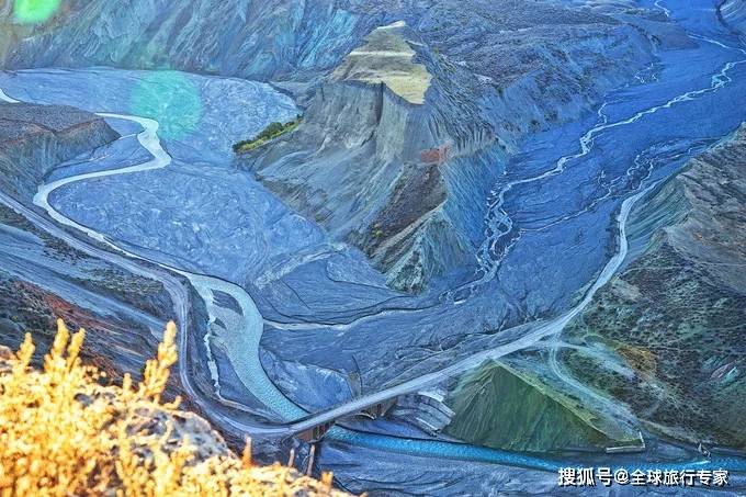 赛里木湖位置自驾路线 9d53215b94b64d2e8260019b0f03215f.jpeg