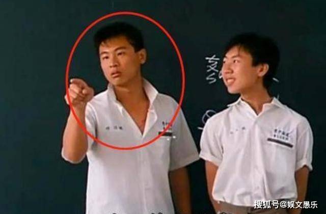 从玩世不恭到戏精，演技让胡歌都敬佩，54岁却落