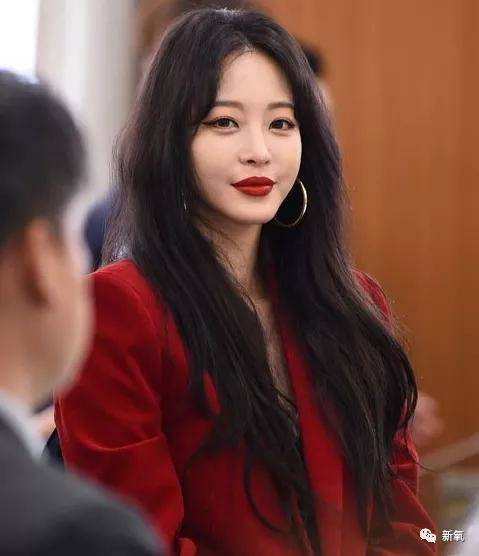 原创好歹也是娱乐圈第一代人造顶级美女,怎么也因为乱填充翻车了? 原创好歹也是娱乐圈第一代人造顶级美女,怎么也因为乱填充翻车了?