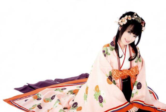 圈内人|恭喜！40岁知名女星突然宣布结婚，老公也是圈内人？