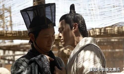 从玩世不恭到戏精，演技让胡歌都敬佩，54岁却落