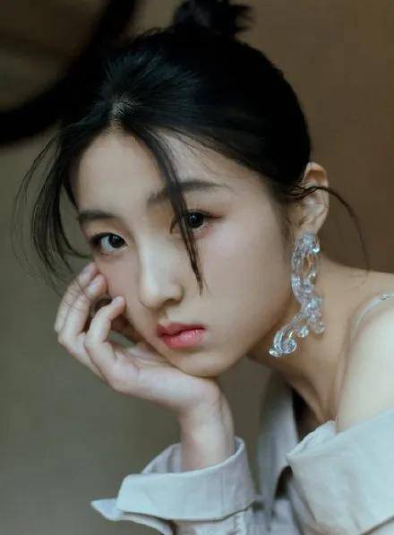 妹妹|原创今年有哪些明星参加高考?从张子枫到赵今麦,考生们真不孤单