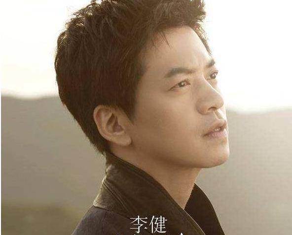 娱乐圈丁克夫妻:李健想过二人世界,梁朝伟嫌孩子太麻烦,真任性