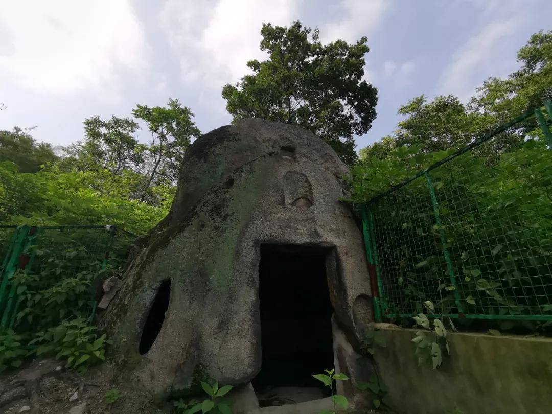 蚌埠锥子山森林公园:千年银杏树,栖岩寺石屋