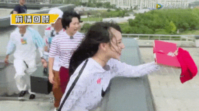 在线|发量王者鞠婧祎在线教你换头！2.5亿脱发少女有救了！