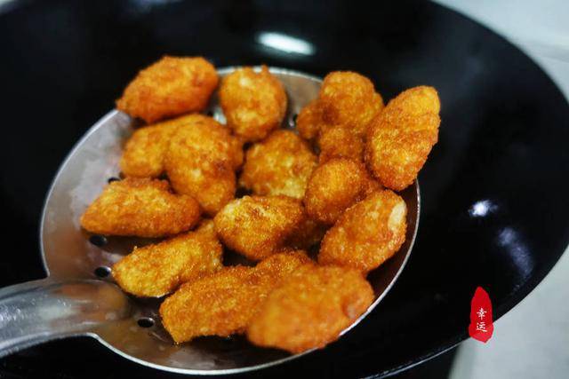 鸡块怎么炸的酥脆 229b55a9c0c74074a38a21e184b65578.jpeg