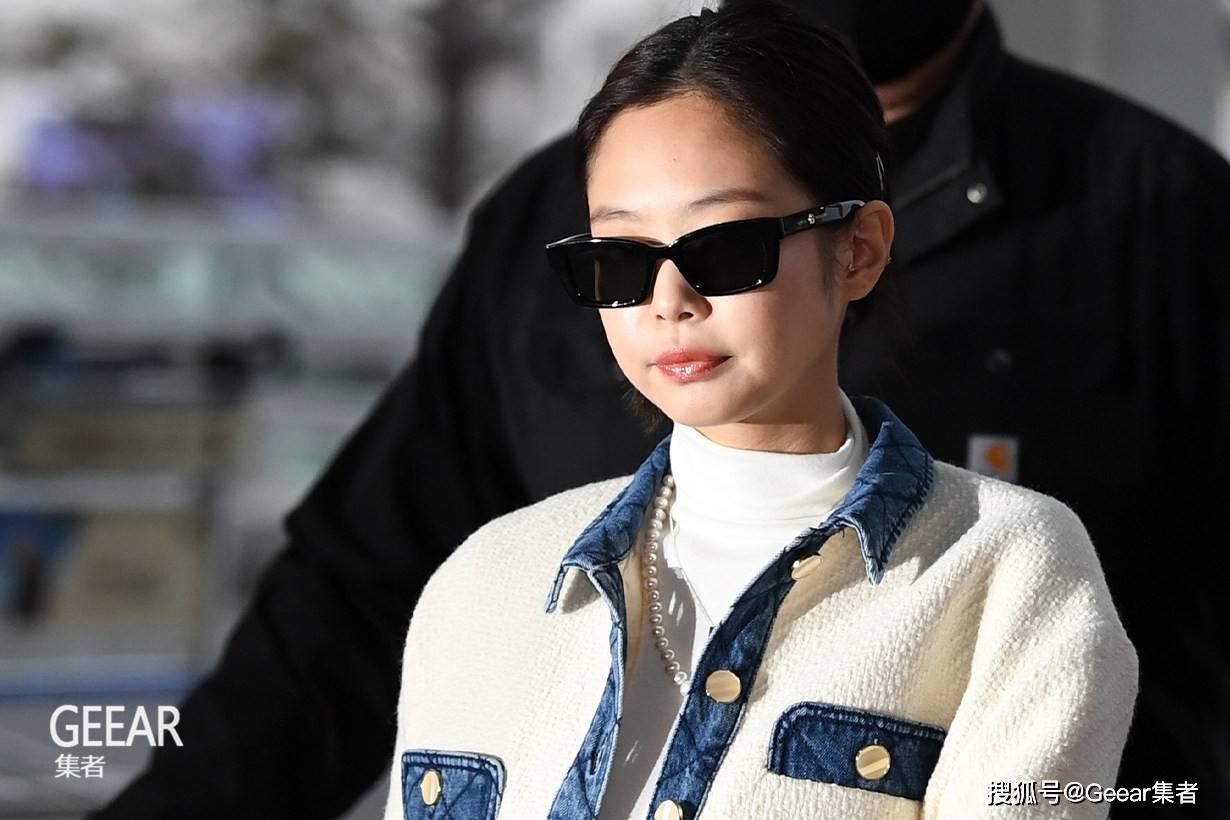 山茶花|看看人间香奈儿Jennie，如何把山茶花变成潮流单品！