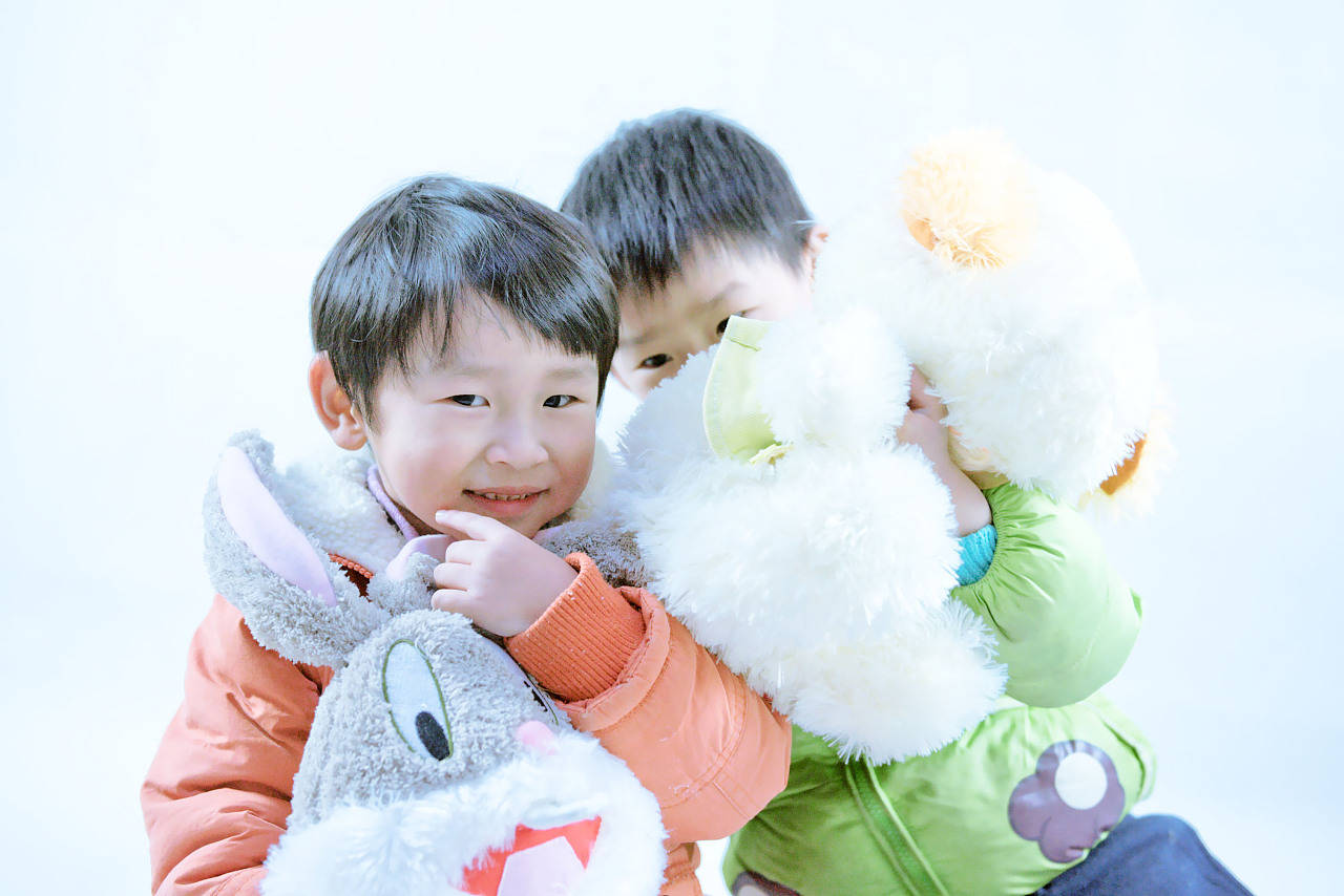 原创李玫瑾教授：孩子的2大表现，家长易误以为是聪明，长大后很吃亏