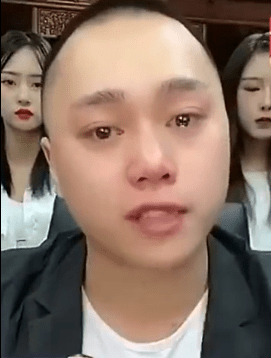 原创"失格"网红暂退,刘二狗消失三天又复播,后台1亿资金没下文