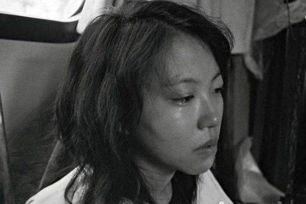 窦靖童深夜发文哭泣,疑似与王菲关系紧张?