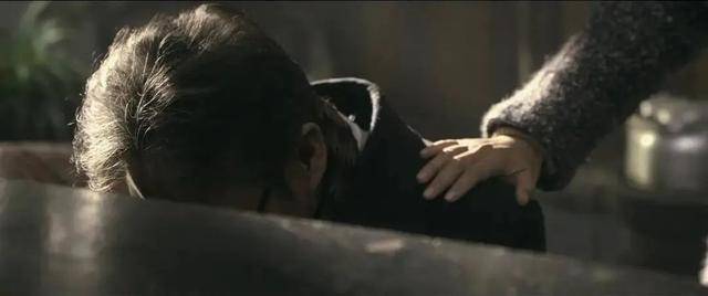 表演|原创清高的金世佳，到底有没有演技？这个回答有水平