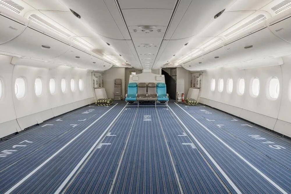 除了开飞机接客，这年头航空公司什么活都接