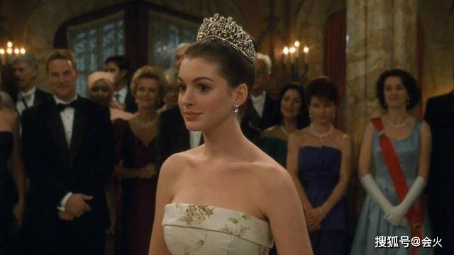 安妮·|原创＂好莱坞最讨人厌女星＂自曝耍大牌，剧组买发电机只因她要喝咖啡？