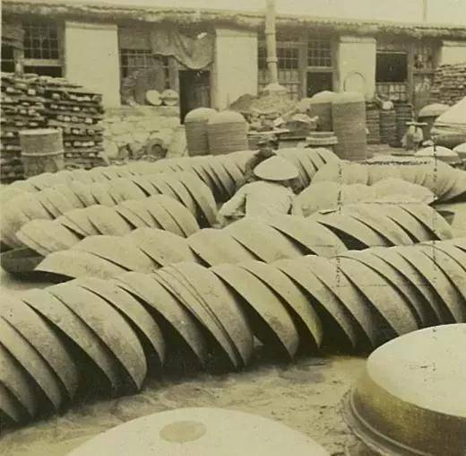 泥巴|1941年铁锅制造流程老照片