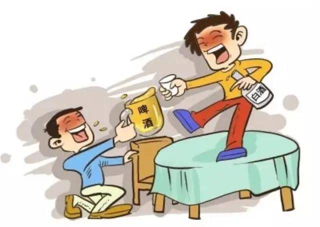 长期喝啤酒的人,与长期喝白酒的人有何不同?答案让人感到意外