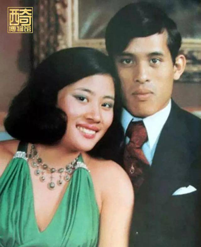 苏提|原创连发5条动态送祝福？离婚后还让68岁泰王惦记的，只有挚爱颂妃