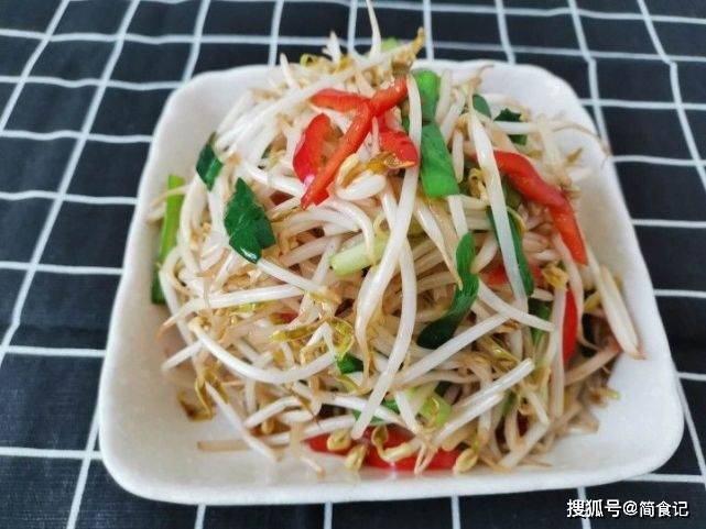 韭菜|要不要焯水？原来一直做错了，难怪豆芽不入味，腥味重炒豆芽时