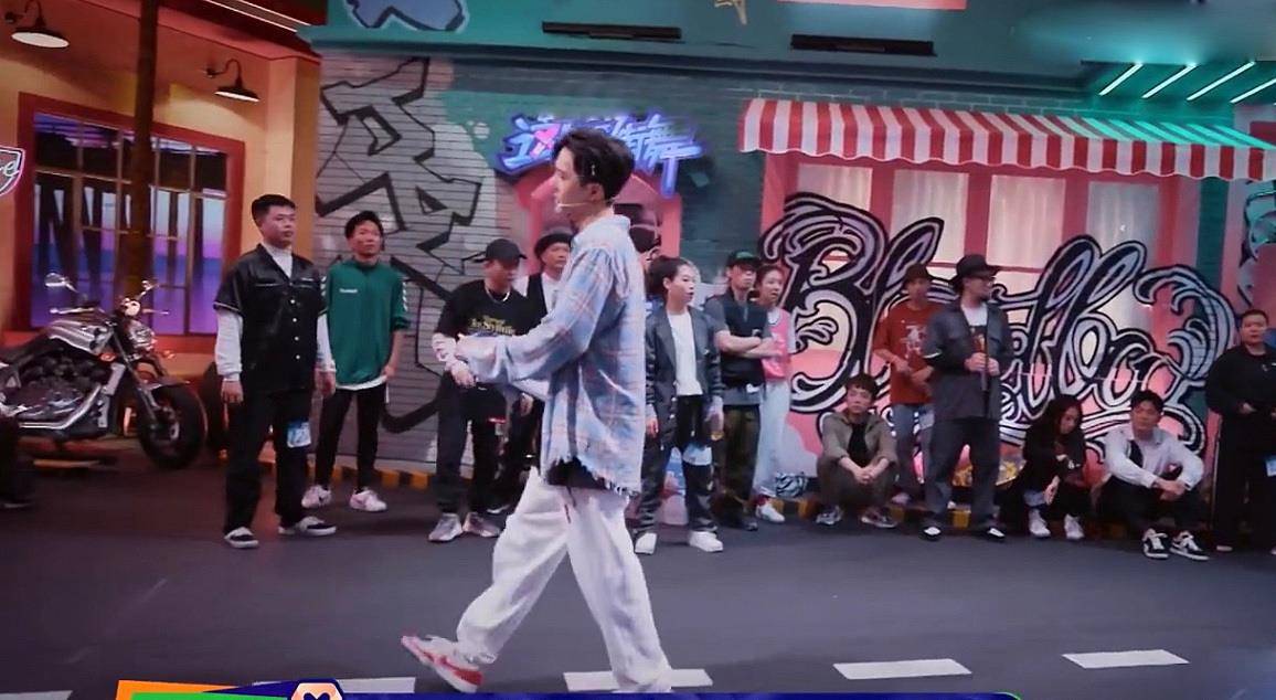 《这就是街舞3》队长大秀王一博倒数,直言扒别人来跳很不respect