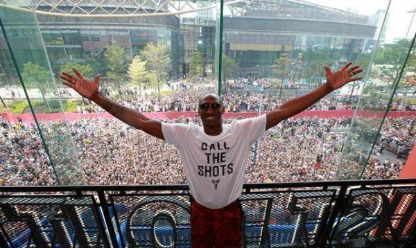 原创科比中国行,詹姆斯中国行,库里中国行,人比人气死人!