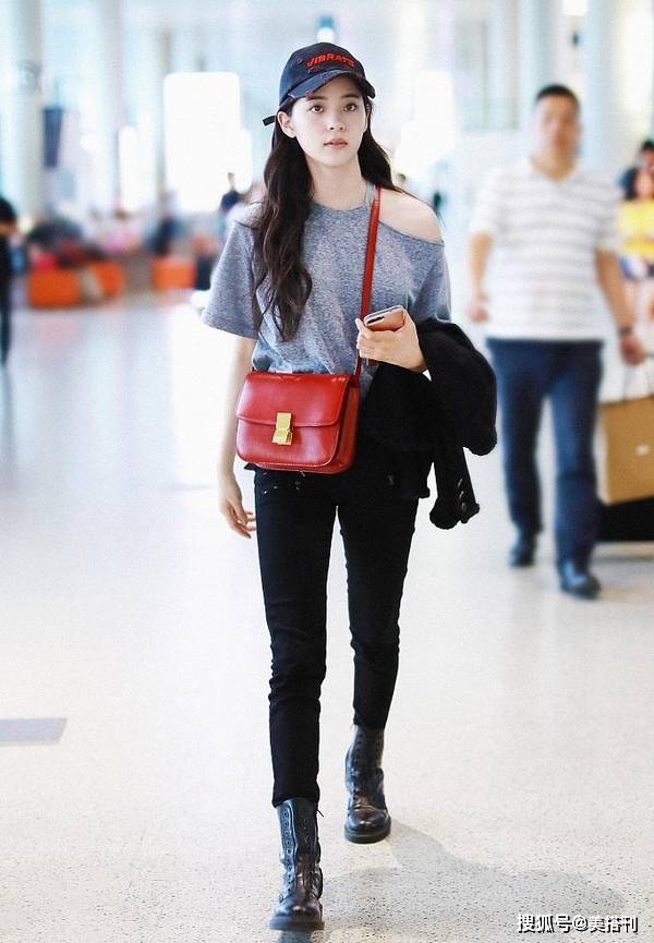 Martens|重度马丁靴爱好者！杨幂、吴昕夏天也要穿长靴，真的不热吗？