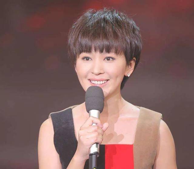 新闻|原创还记得“最美国脸”欧阳夏丹吗?离开新闻联播后,她过得怎样?