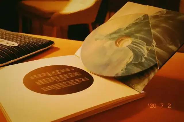 人生|从性感女神变为山间农妇，阿朵40年的人生从未被定义