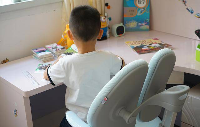 西昊|以父之名，为孩子挑张好椅！西昊儿童座椅实测！