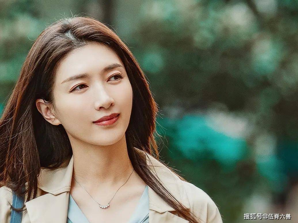 王漫妮|“怎么捧都不红”的江疏影，在《三十而已》中找到了合适的角色