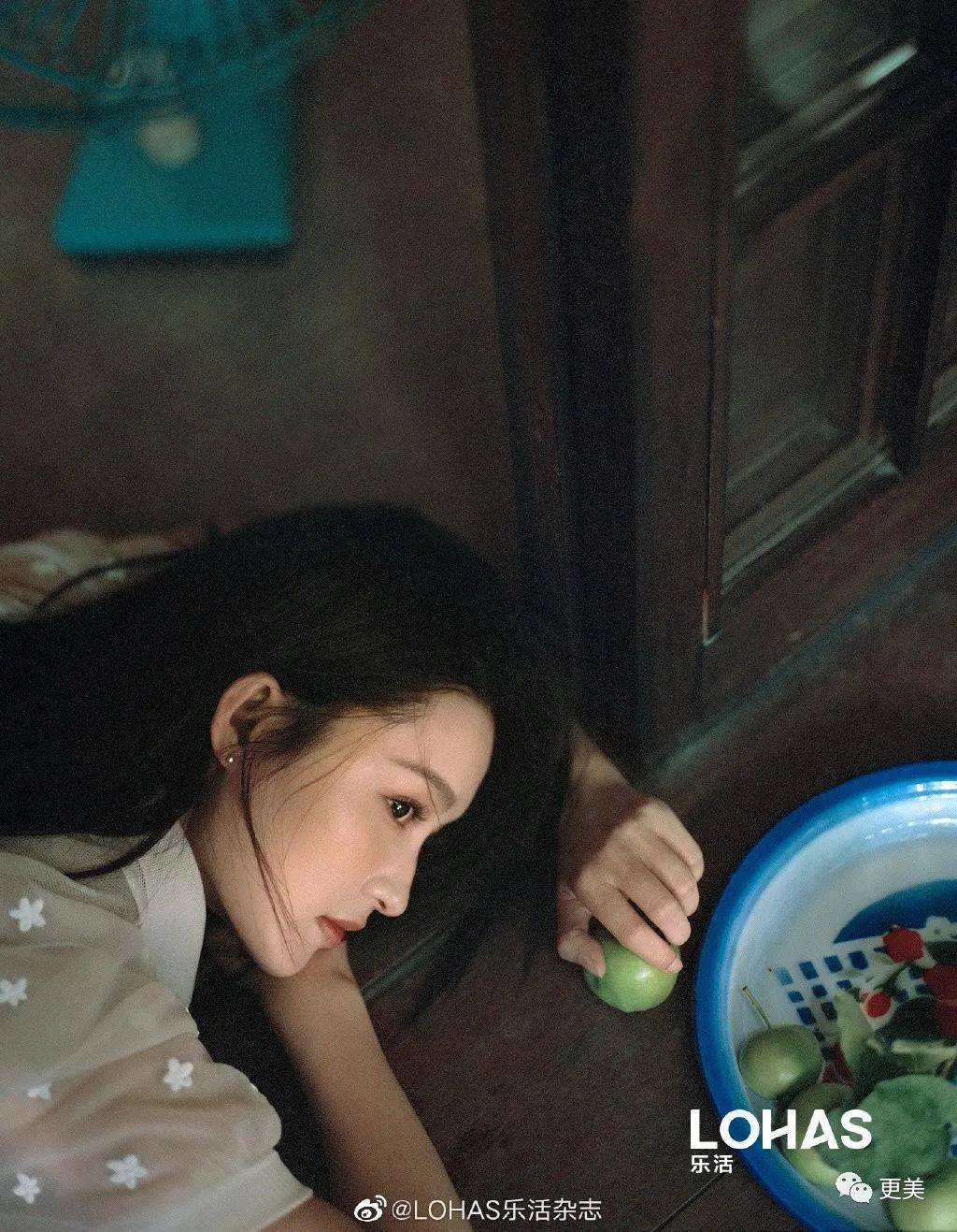 香奈儿|热巴新脸又没法看了,纯天然的她却被质疑用镰刀拉双眼皮?