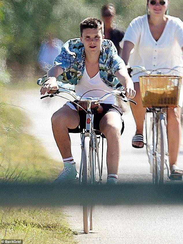 向美|大布娶妻初现男友力,一洗妈宝男符号,实现贝嫂向美扩张事业野心