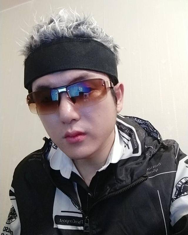 王波|力挺武僧一龙的作家过得怎么样？当事人：已看破爱情，天生不合群