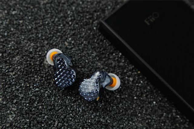 声音|体会潺潺流淌的乐符 飞傲FA9试听