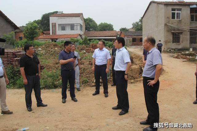 湖北省鄂州市华容区争时间抢速度 加快省重点项目建设