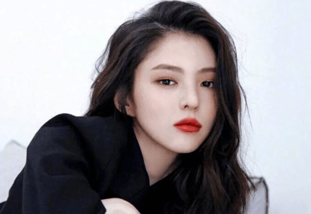 身陷|原创太唏嘘！“最美小三”身陷欺诈危机，被吸血妈妈冒名欠债拖下水！